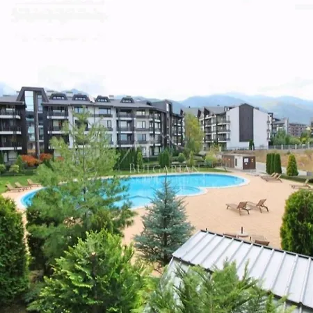 By The Pool In Aspen Heights